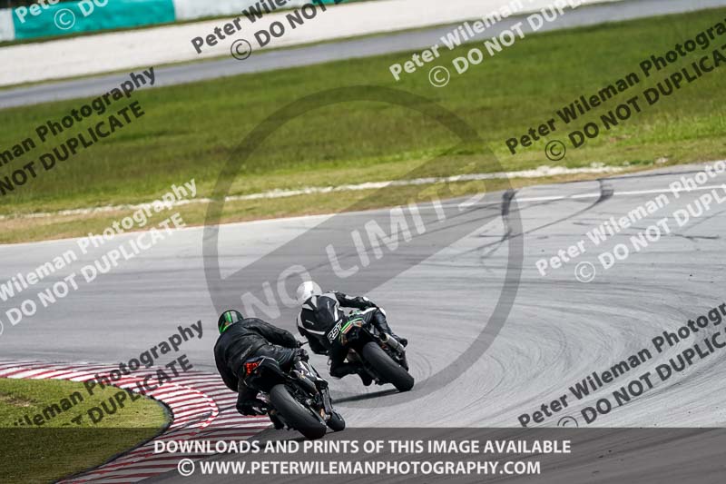 Sepang;event digital images;motorbikes;no limits;peter wileman photography;trackday;trackday digital images
